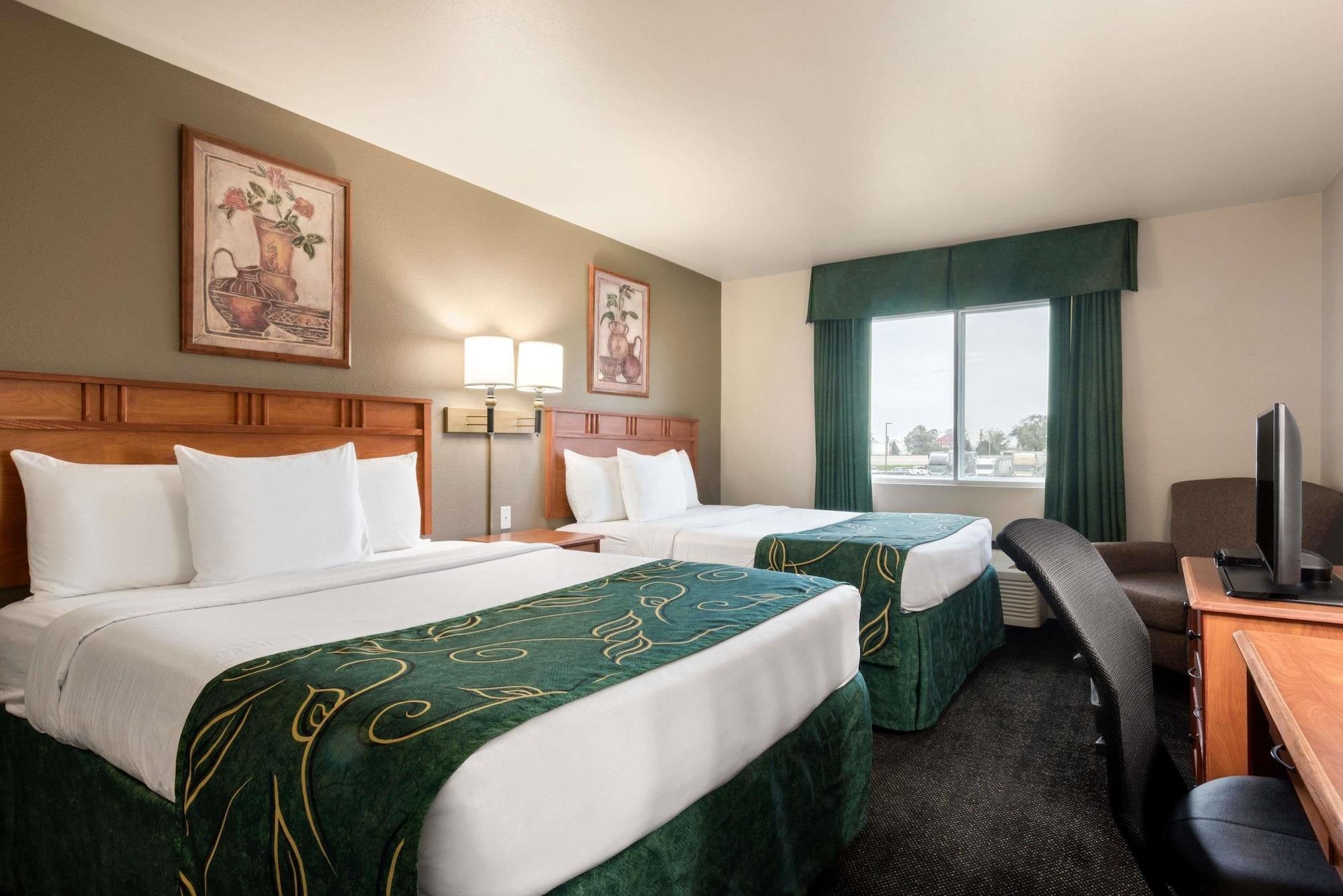 Travelodge By Wyndham Missouri Valley Экстерьер фото
